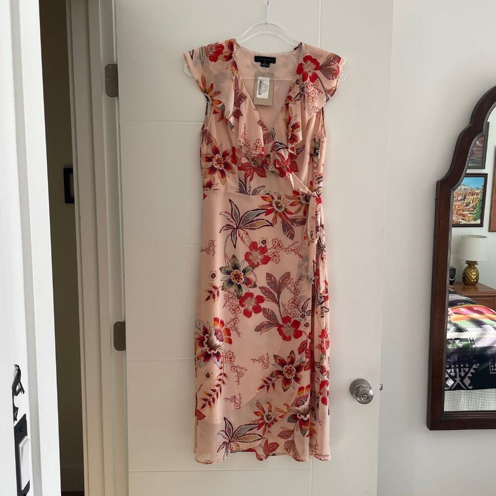 NWT Floral Sanctuary Wrap Dress Sz 6